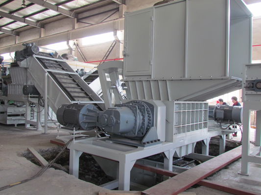 22 * 2kw 20rpm সলিড বর্জ্য ডাবল শ্যাফট শ্রেডার মেশিন