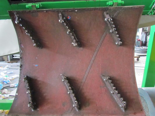 2ton / এইচ প্লাস্টিক পুনর্ব্যবহারযোগ্য মেশিন পিইটি বোতল ক্যাপ লেবেল অপসারণ মেশিন