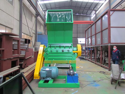 90kw প্লাস্টিক পেষণকারী মেশিন